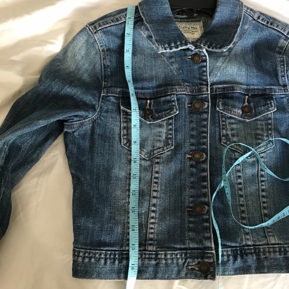 Cropped denim jean jacket fits xs-small not medium - Picture 7 of 10